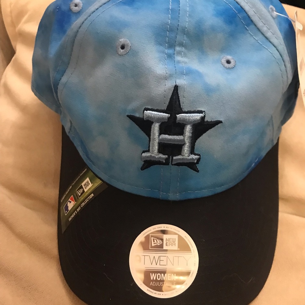 9 Twenty hat